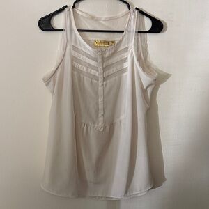 Princess Vera Wang Ivory Sleeveless Top